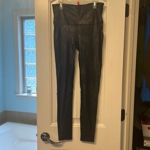 Spanx Faux Leather Leggings EUC